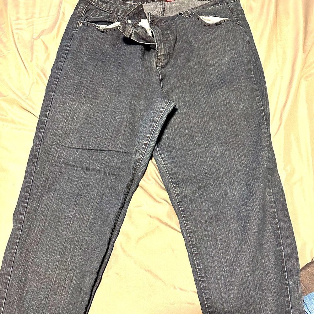 Women's jeans